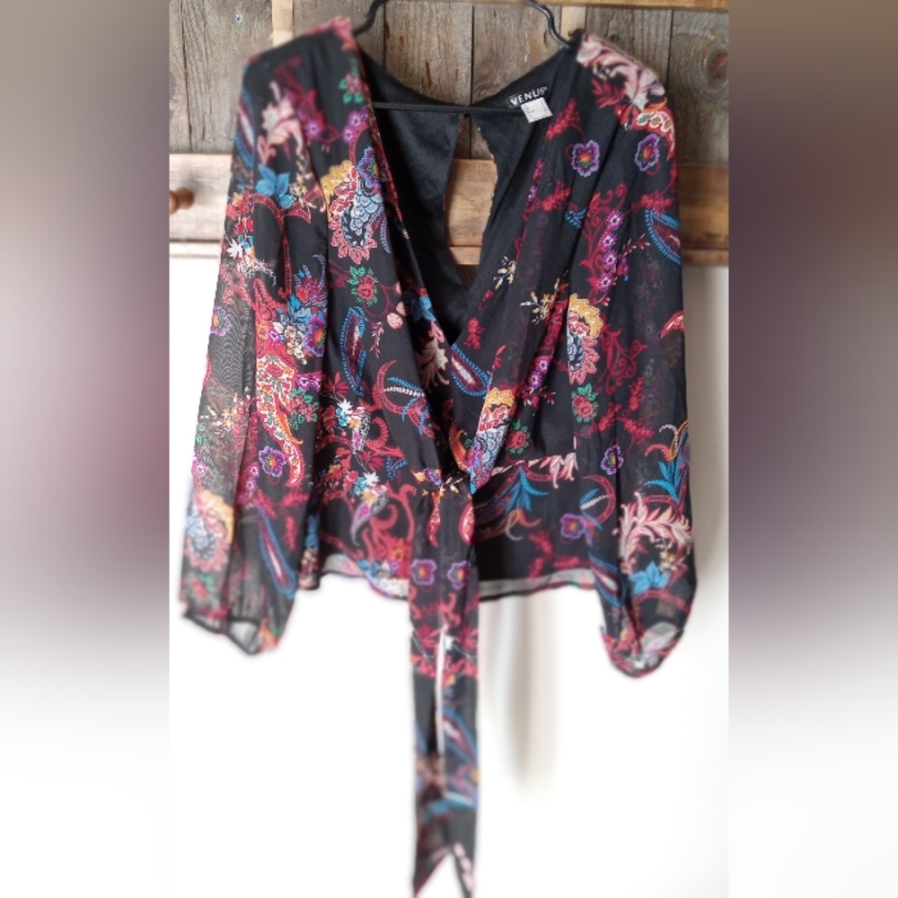 Venus Multi-Color Blouse Sz 16